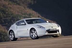 Nissan actualiza en 2011 su deportivo 370Z